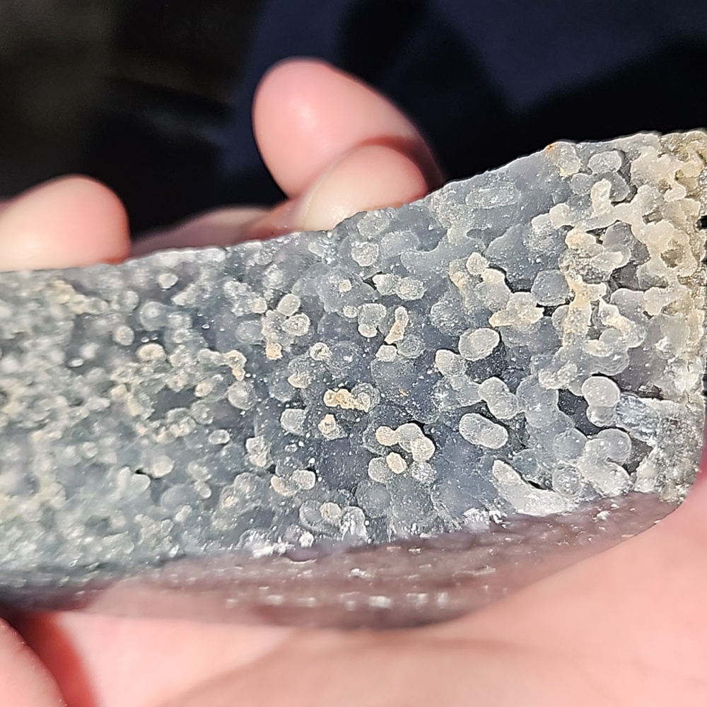 Gorgeous grape agate tower. 4.46 inches